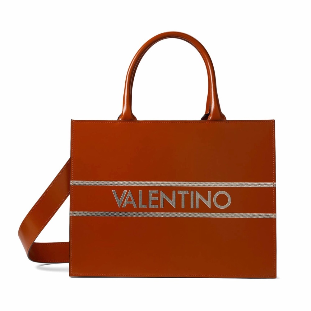 BNWT VALENTINO  VICTORIA LAVORO TOTE